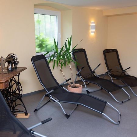 Moderne Ferienwohnung In Alter Villa Georgenthal  Esterno foto