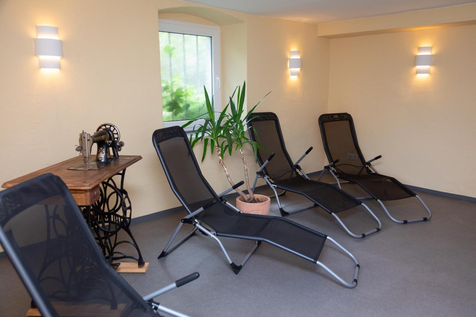 Moderne Ferienwohnung In Alter Villa Georgenthal  Esterno foto
